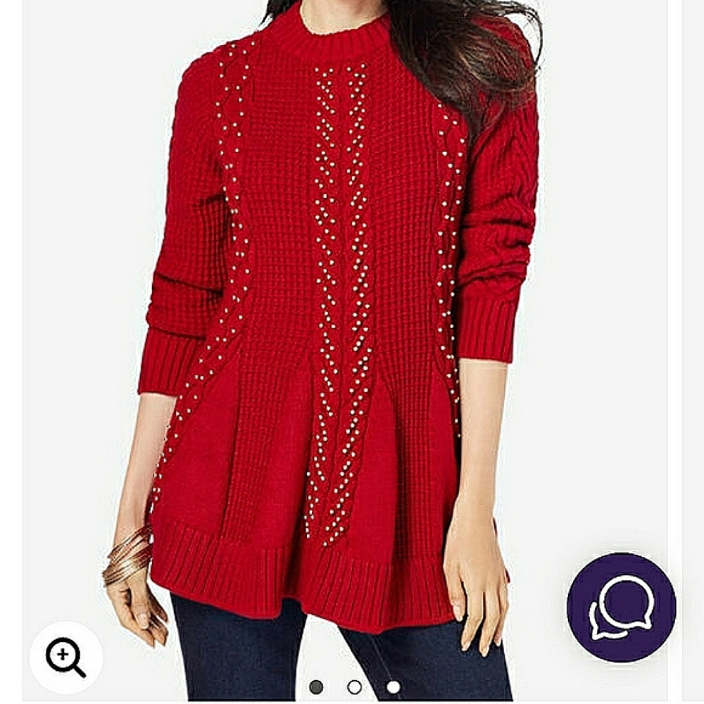Women's Red Holiday soft cable knit sweater. Sz M 14/16 w/gold beaded accents.